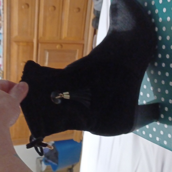 Lindsey Phillips black booties - Picture 2 of 3